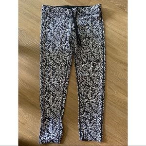 NIKE black & white speckled workout pants